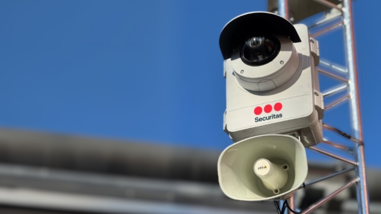 All-in-one kamera pro&nbsp;bezpečný logistický areál